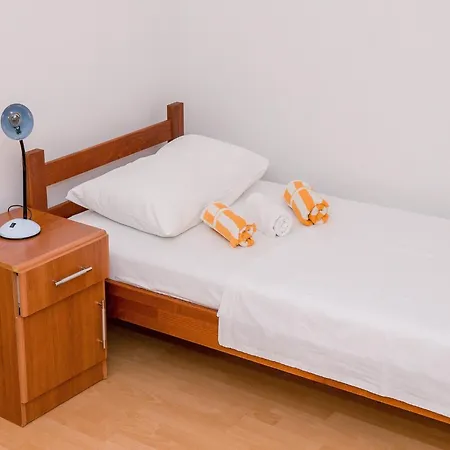 Anita-triple With Terrace Apartamento