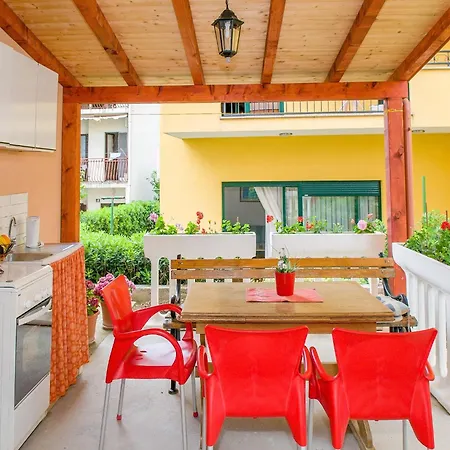 Anita-triple With Terrace * Split