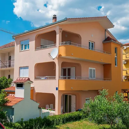 Anita-triple With Terrace Apartmán Split